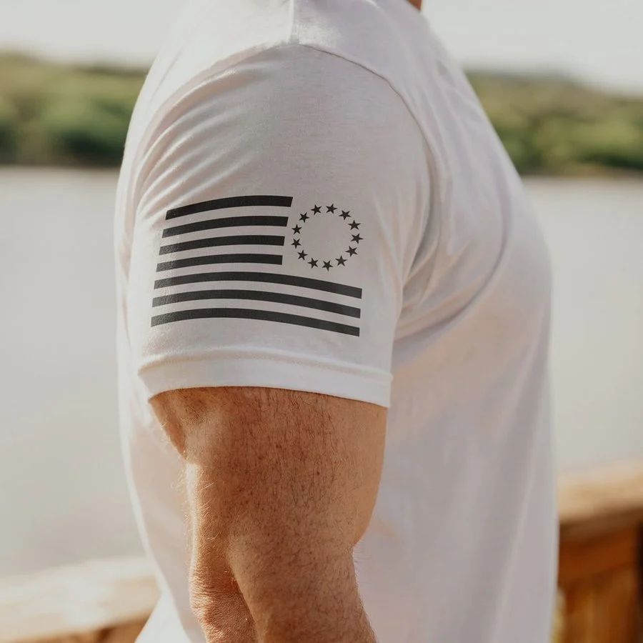 Betsy Ross Basic T-Shirt - White - Image 4