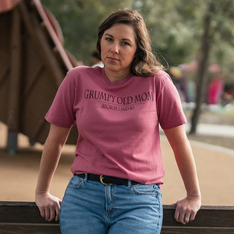 Women's Grumpy Old Mom Boyfriend Fit T-Shirt - Heather Mauve - Image 2